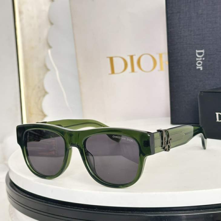 Picture of Dior Sunglasses _SKUfw77169274fw